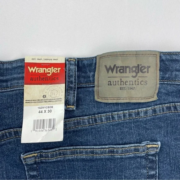 Wrangler Authentics Jeans Mens 44x30 Dark Wash Straight Leg Denim Blue Jeans NWT - Picture 3 of 8